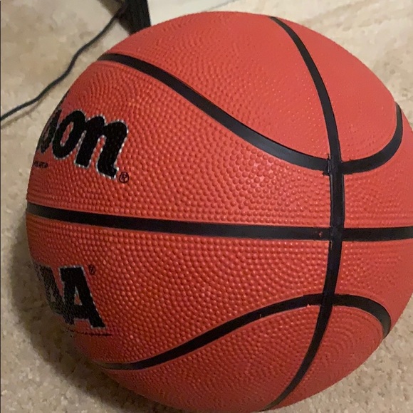 Basketball - Picture 2 of 3